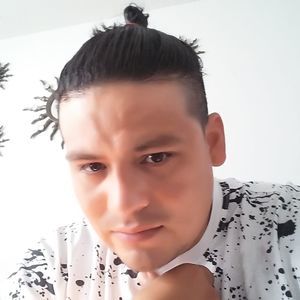 Meet your Posher, Jonathan